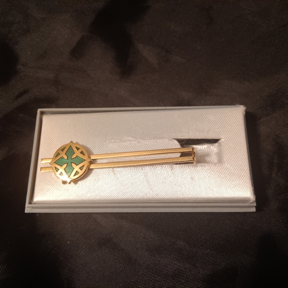 Tie Tack - Picture 1 of 2